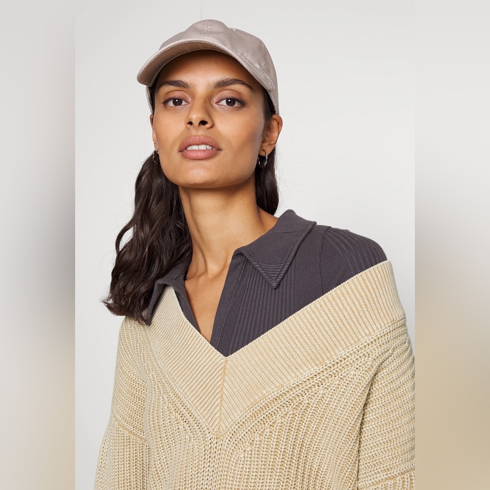 aerie v-neck POPOVER sweater .